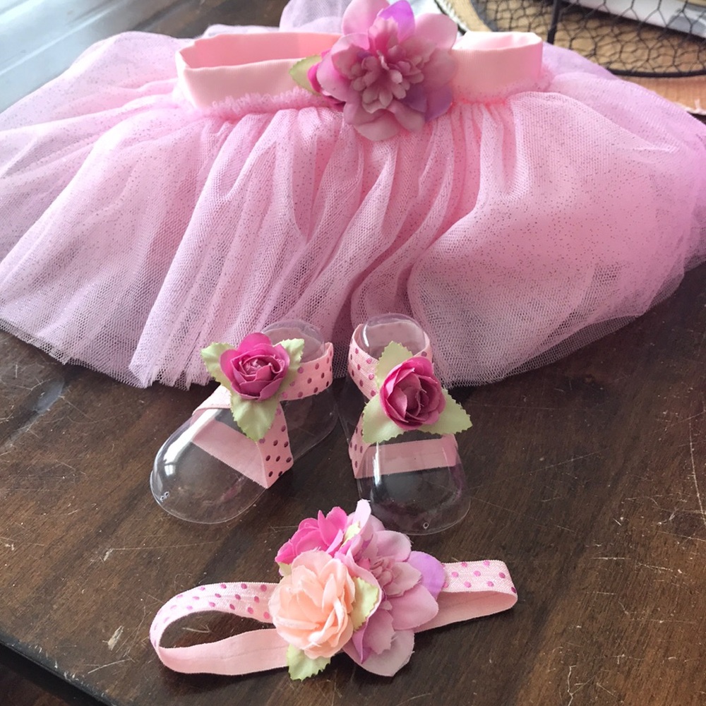 Newborn photo prop floral